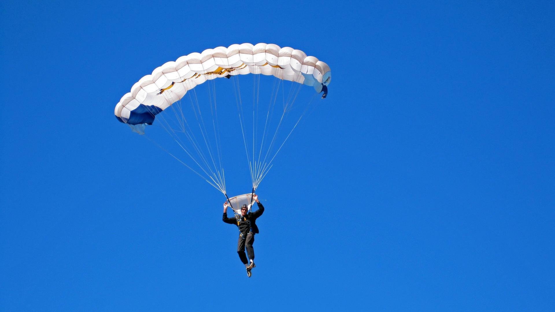 米兰体育网页版-世界冰球：加拿大队霸气夺冠，霸主地位不可撼动！，冰球世锦赛加拿大